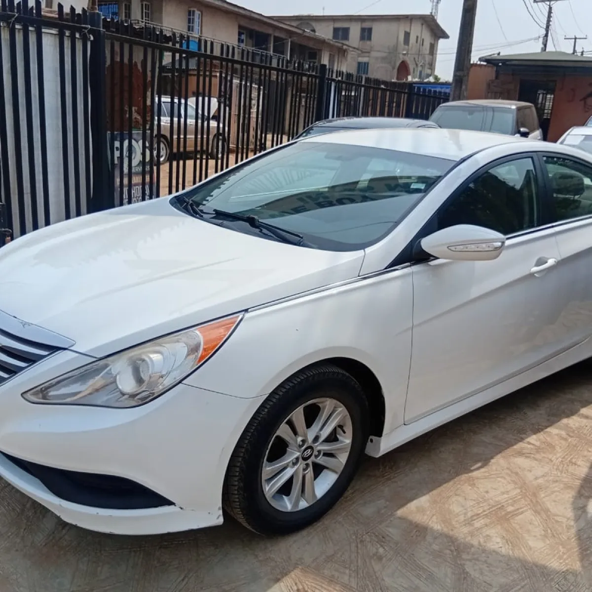 Foreign used Hyundai Sonata 2014 for Sale - Image 6