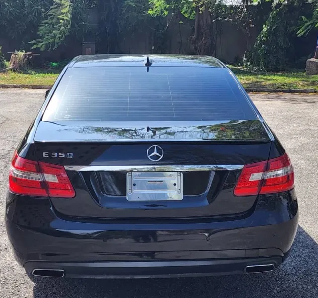 MERCEDES BENZ 2010 E350 FULL OPTION
