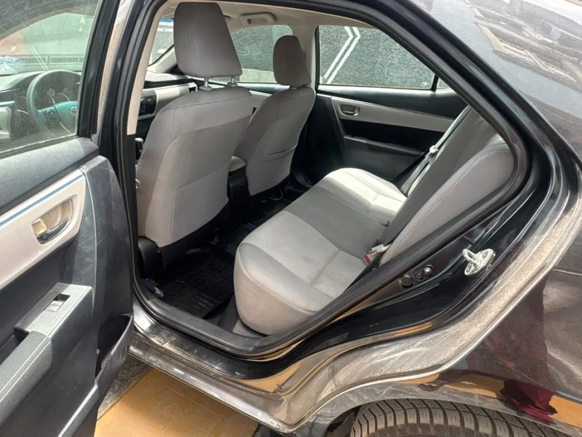 Toyota Corolla LE 2014 - Image 5