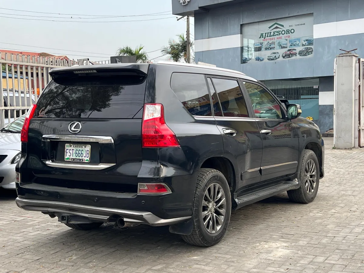 Lexus GX 460 2011 Black (26, 500, 000) - Image 7