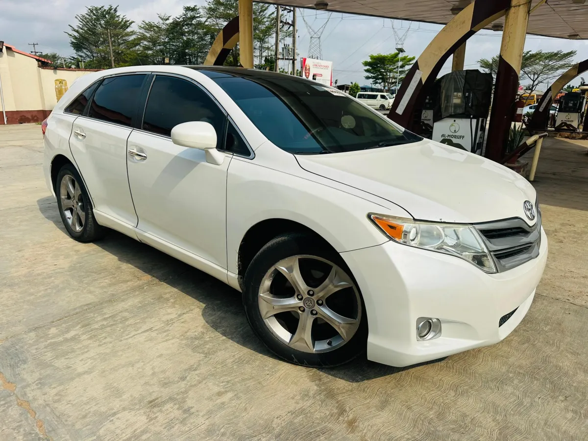 Toyota Venza 2011 Fullest Option - Image 1