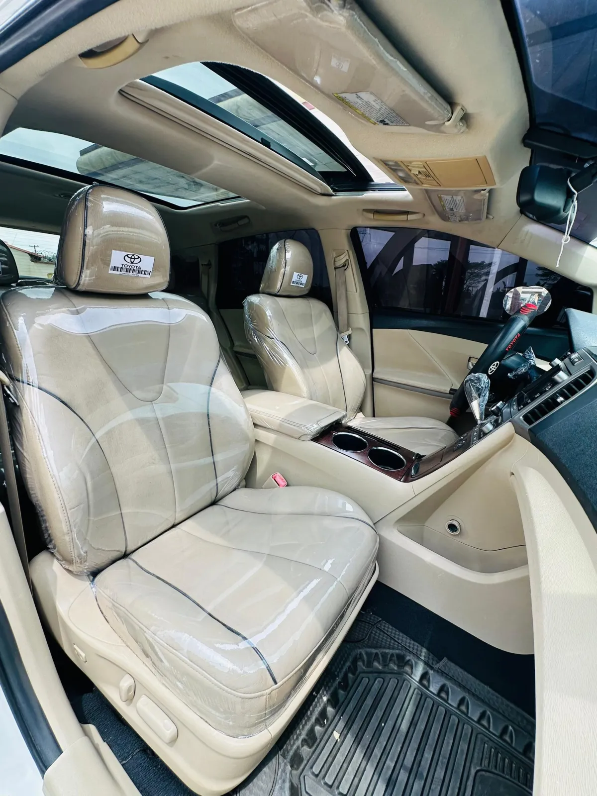 Toyota Venza 2011 Fullest Option - Image 5