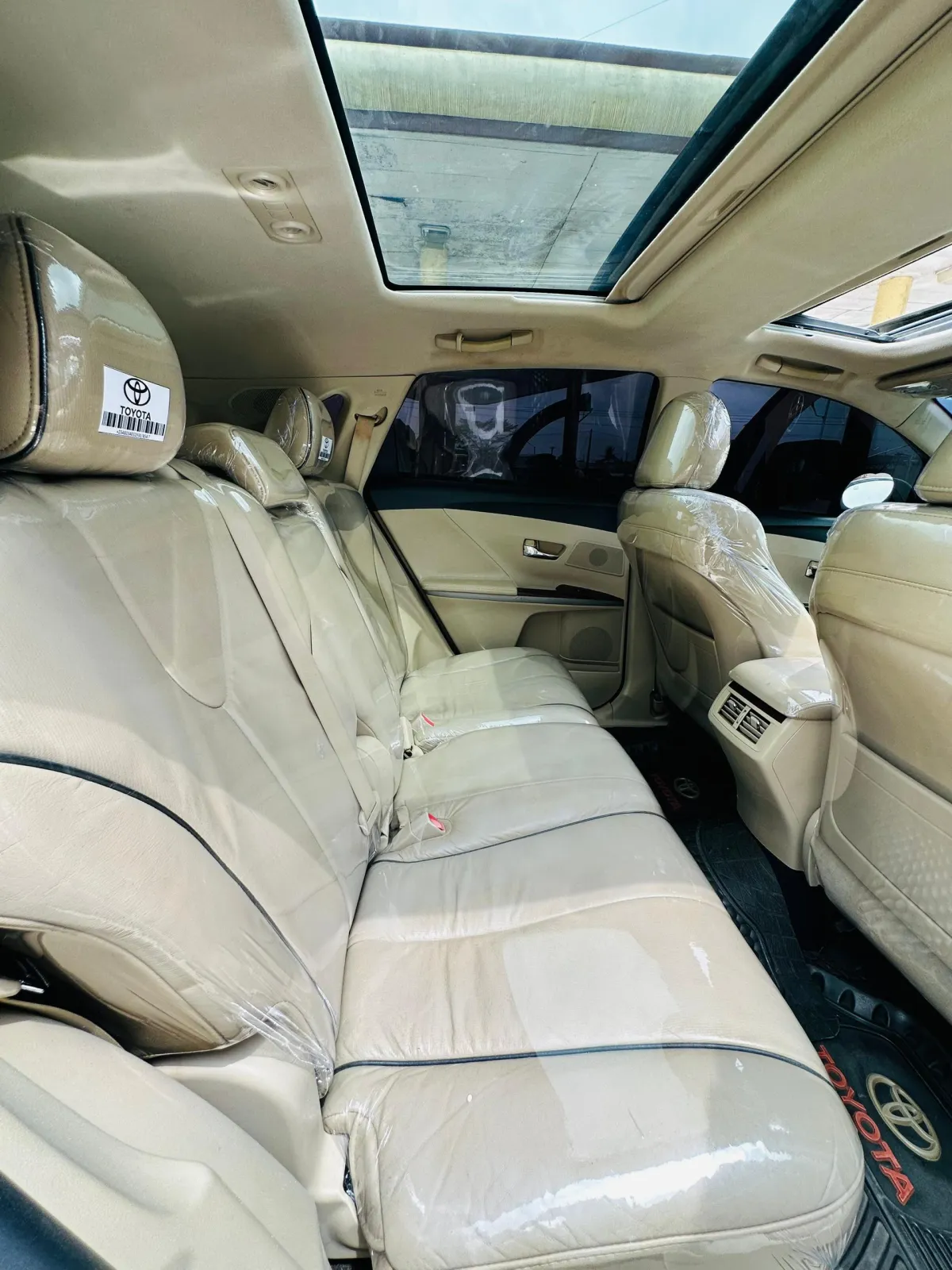 Toyota Venza 2011 Fullest Option - Image 6