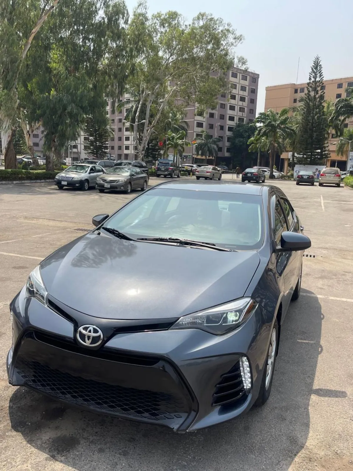 Toyota Corolla 2018 LE - Image 10