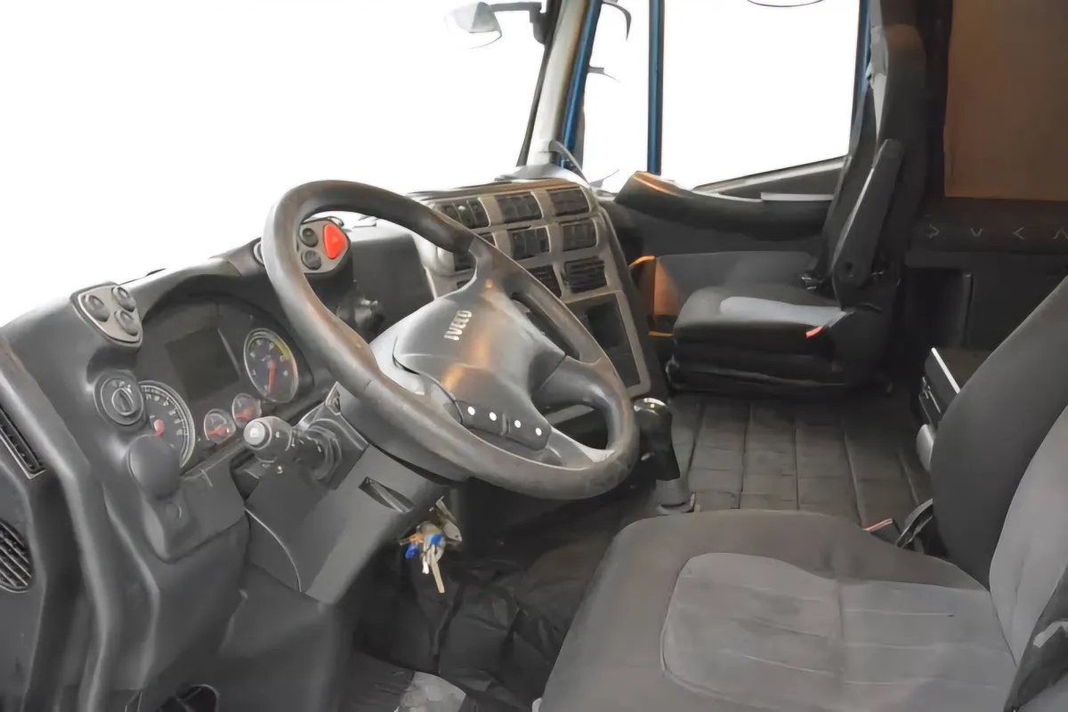 Iveco Stralis for sale, Euro 5 class, buy and drive - Image 6