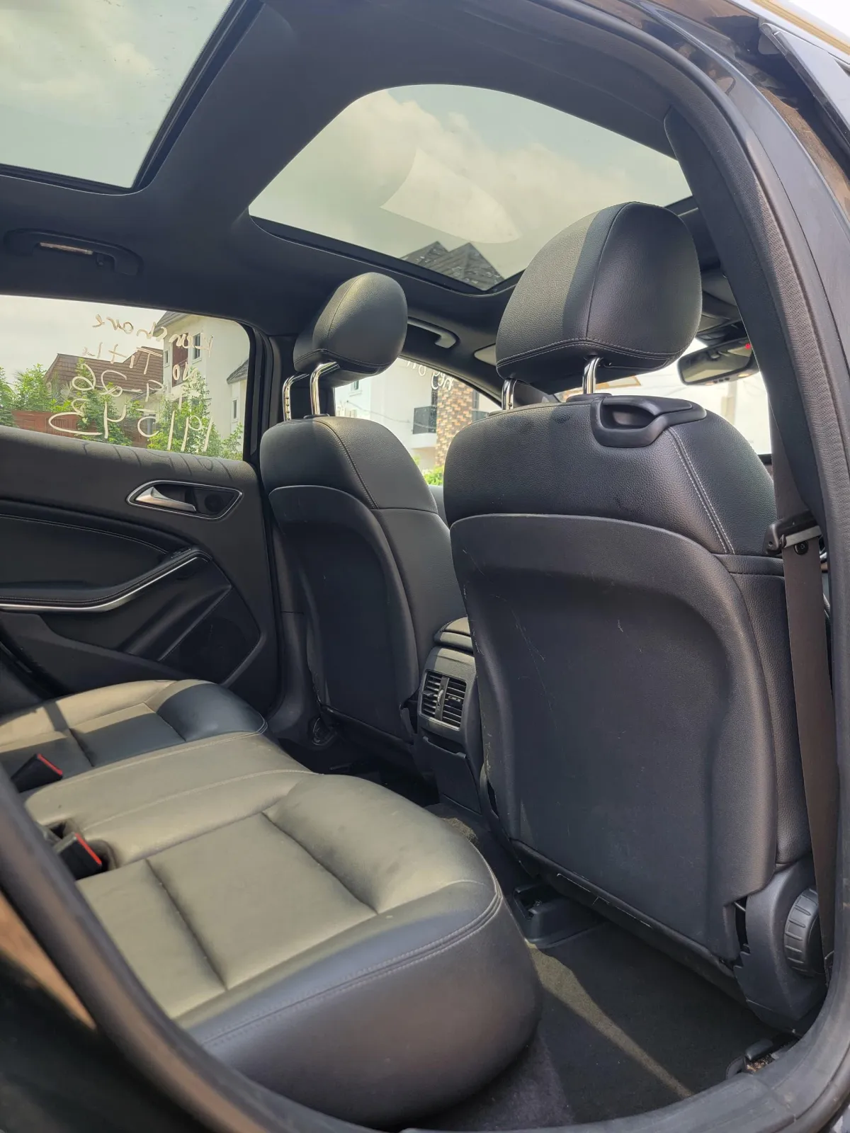 Mercedes Benz GLA250 2016 Fullest Option - Image 6