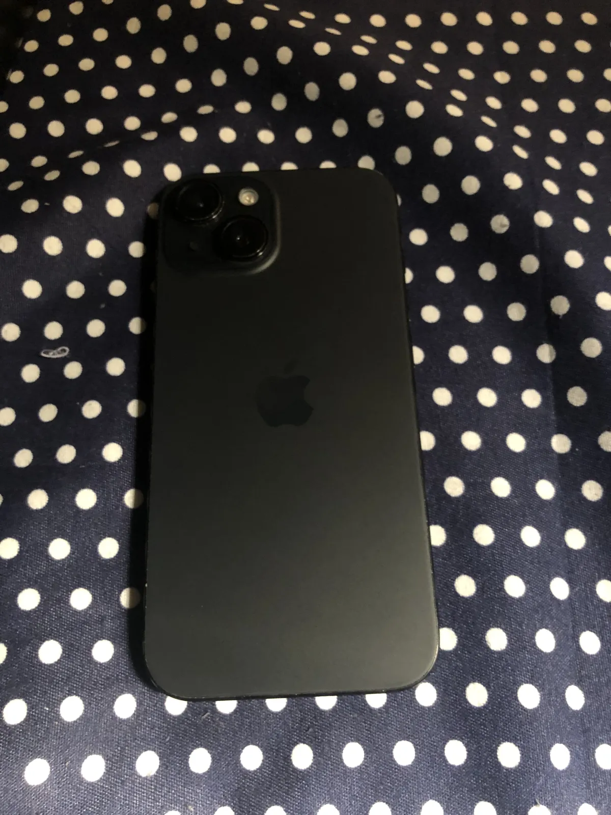 iPhone 15 - Image 2