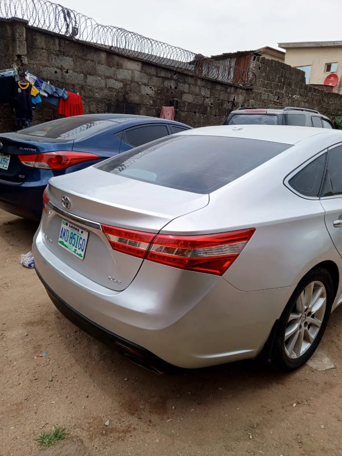 Toyota Avalon - Image 2