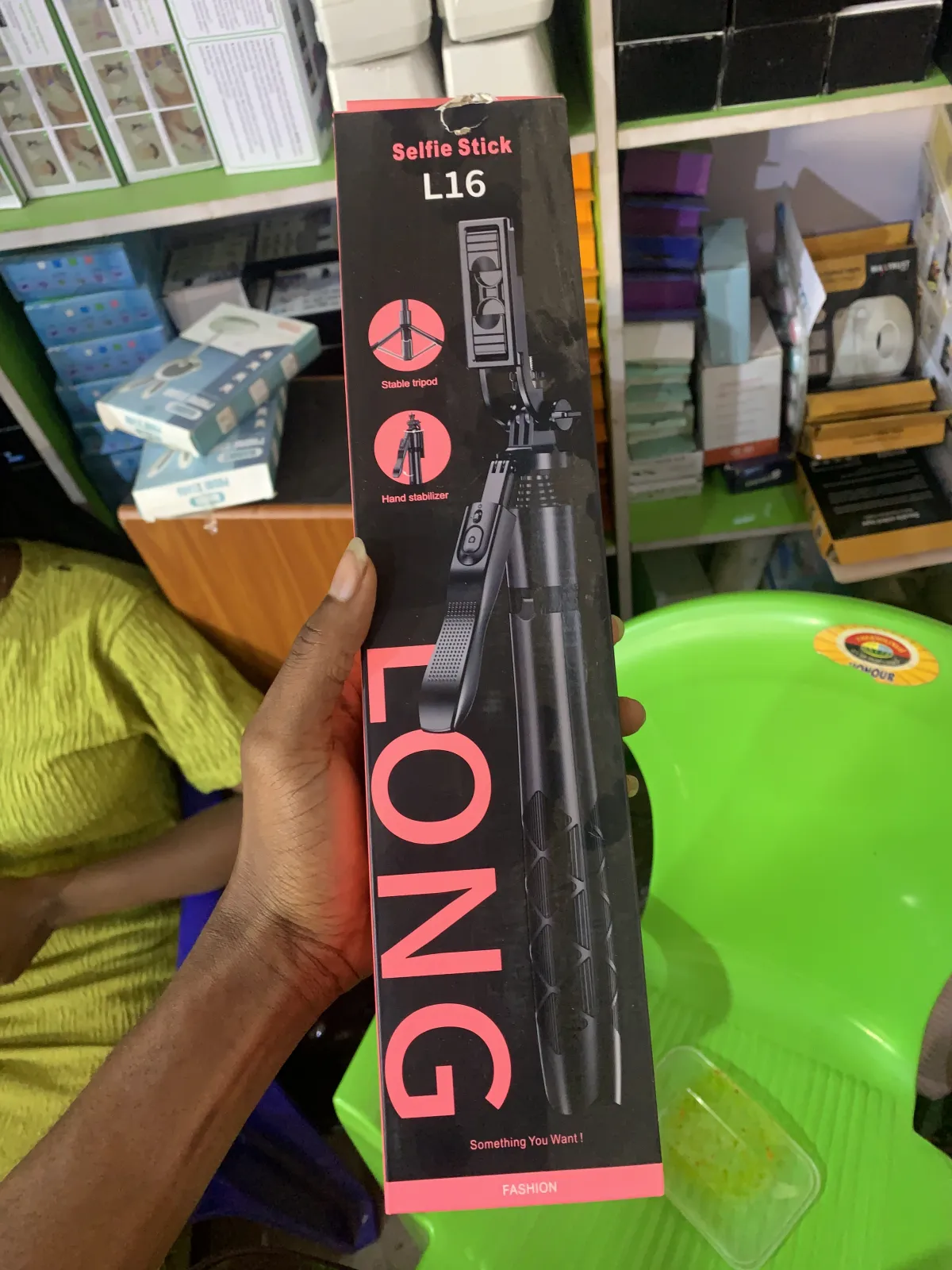 L16 Selfie Stick Tripod. - Image 5