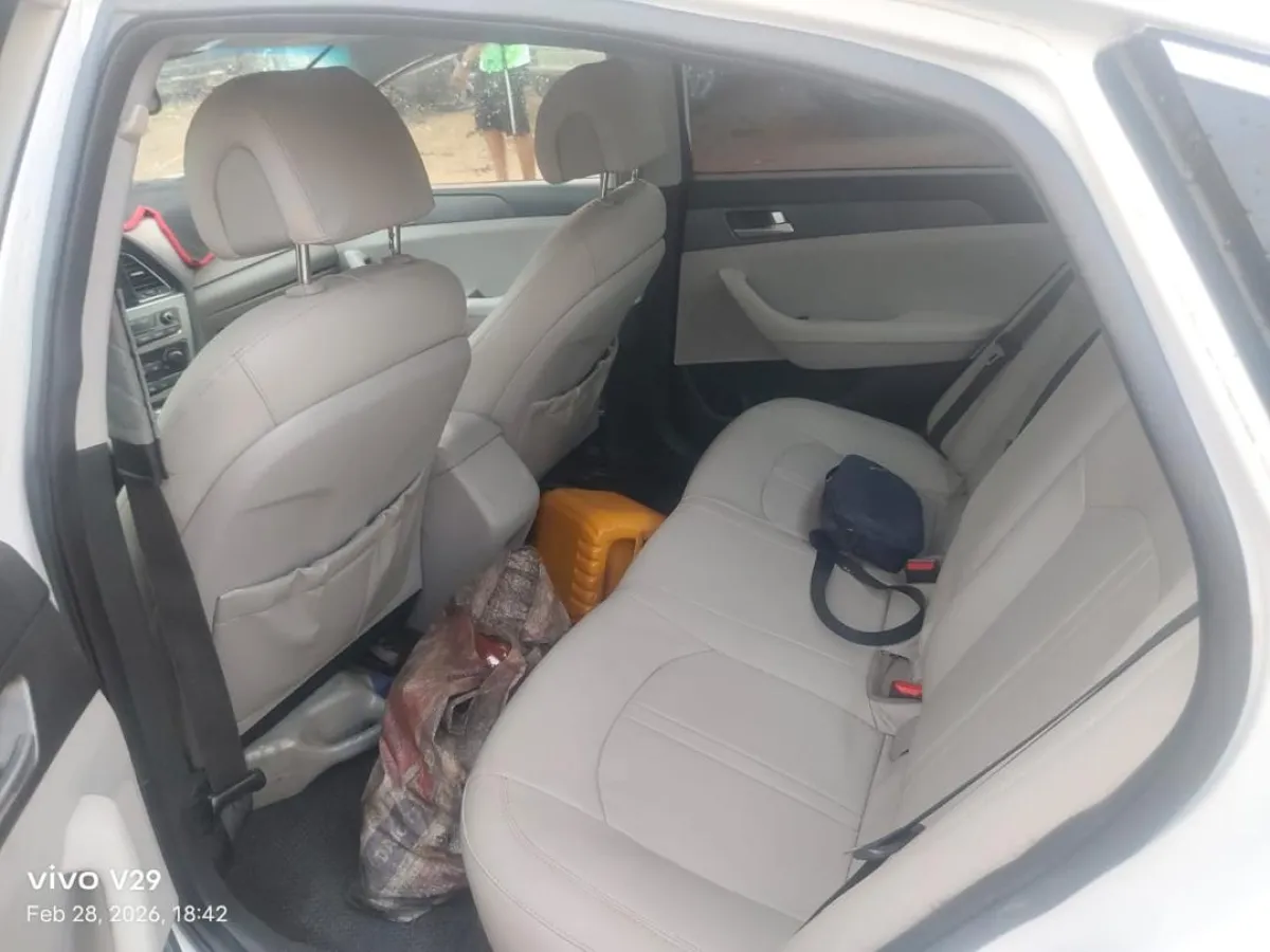 Hyundai sonata 015 - Image 3