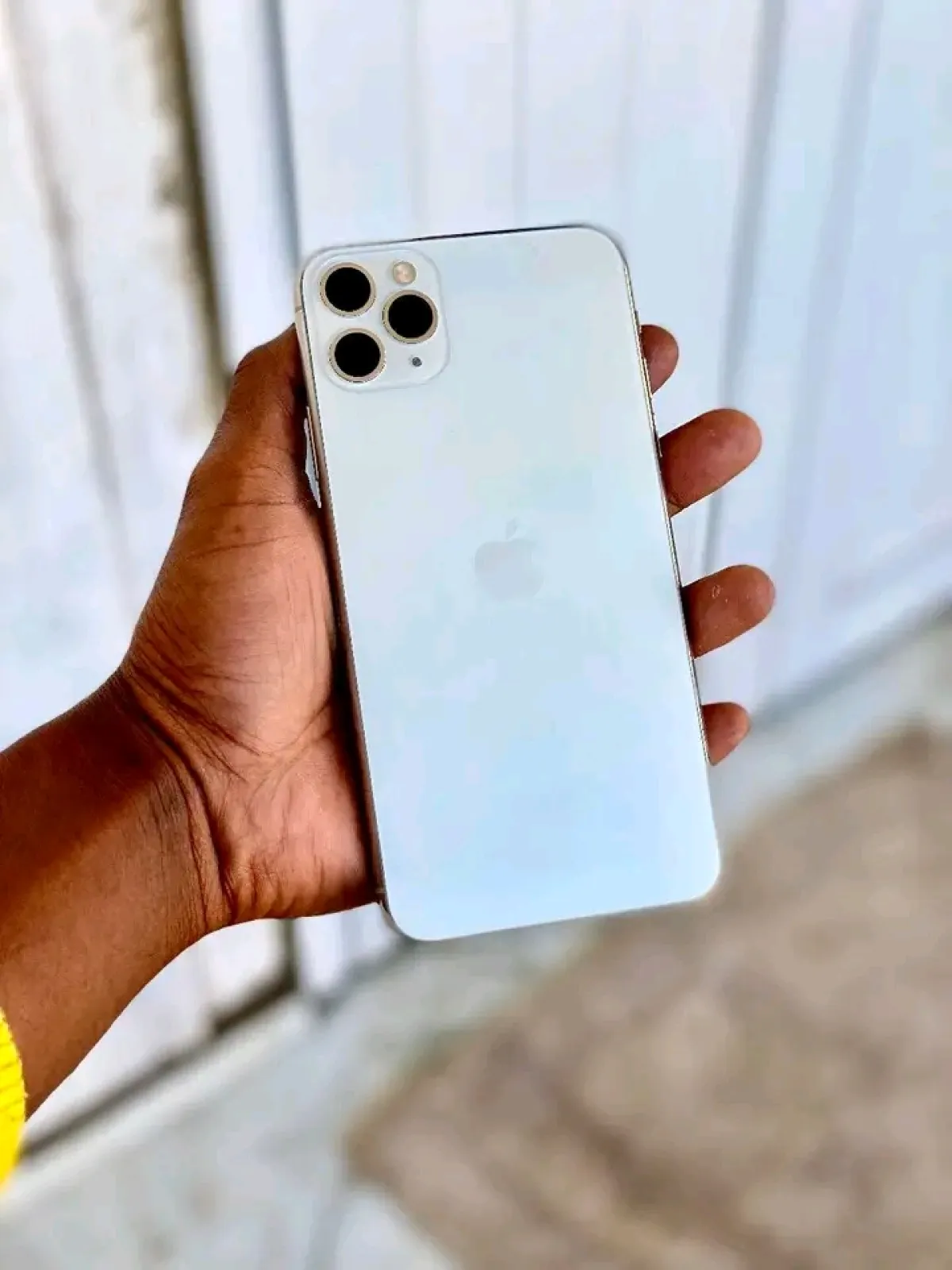 IPhone 11 Pro 64 Gb is available for sale - Image 1