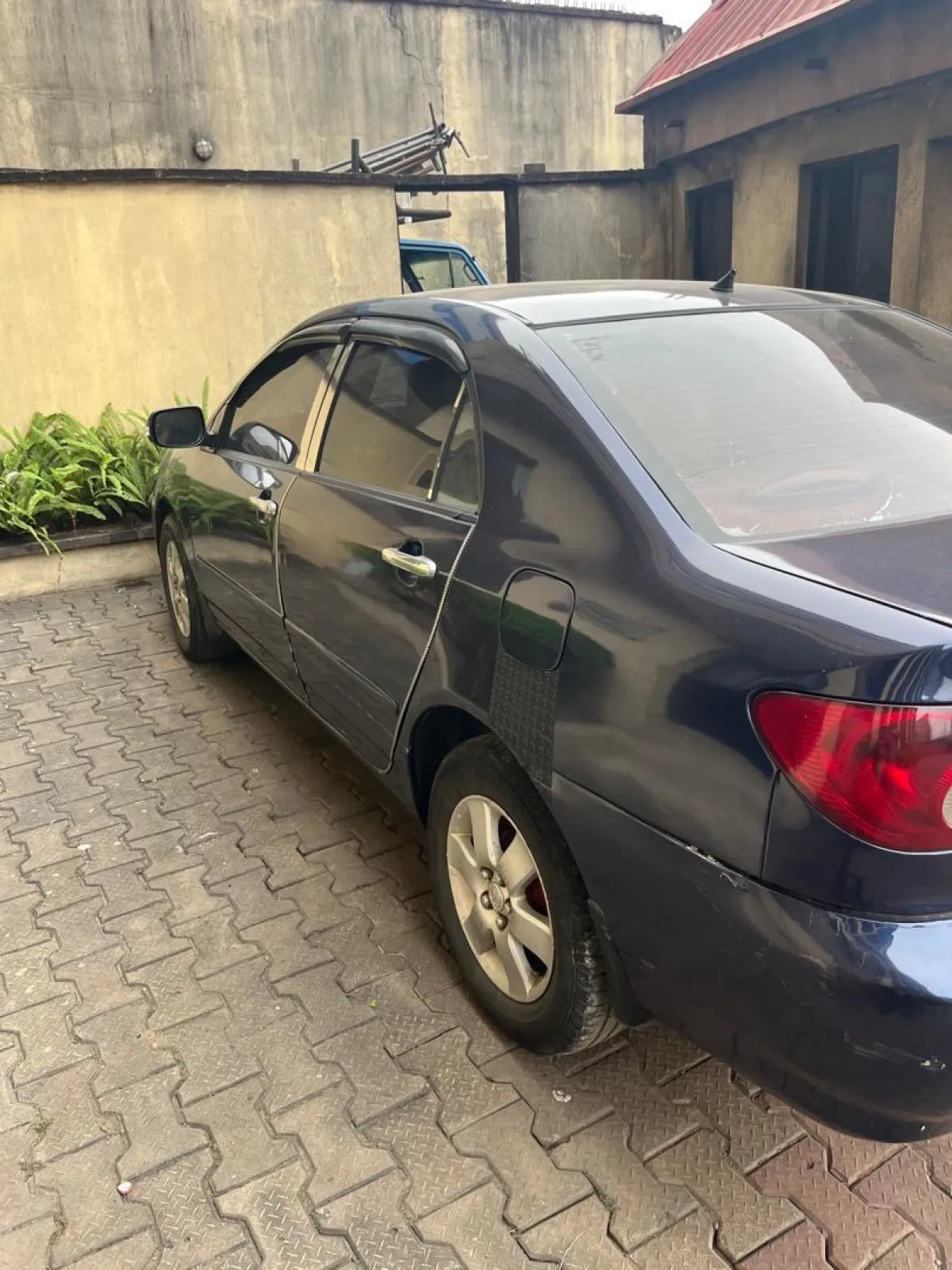 Toyota Corolla 2004 - Image 6