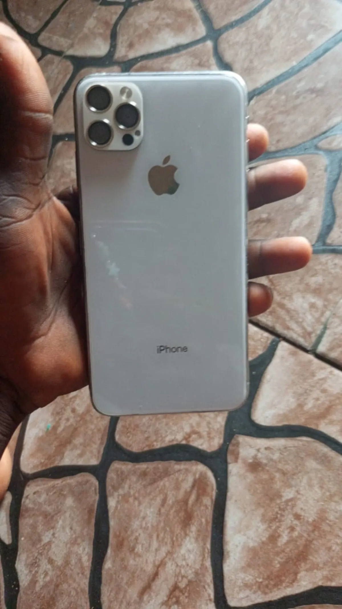 iPhone Xx max converted to 11 pro max - Image 3