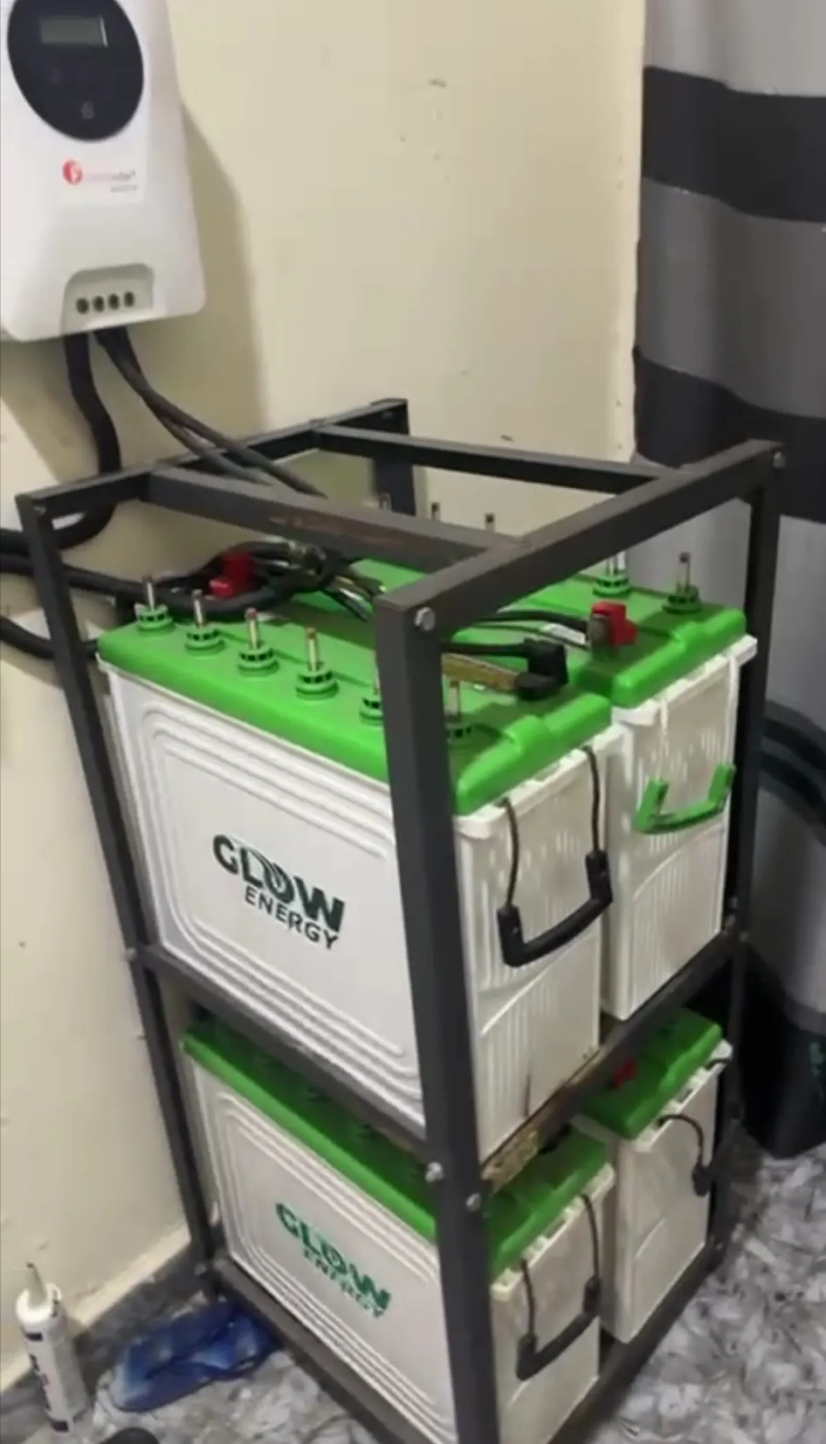 4 Inverter Battery and 12 Panels - Image 6