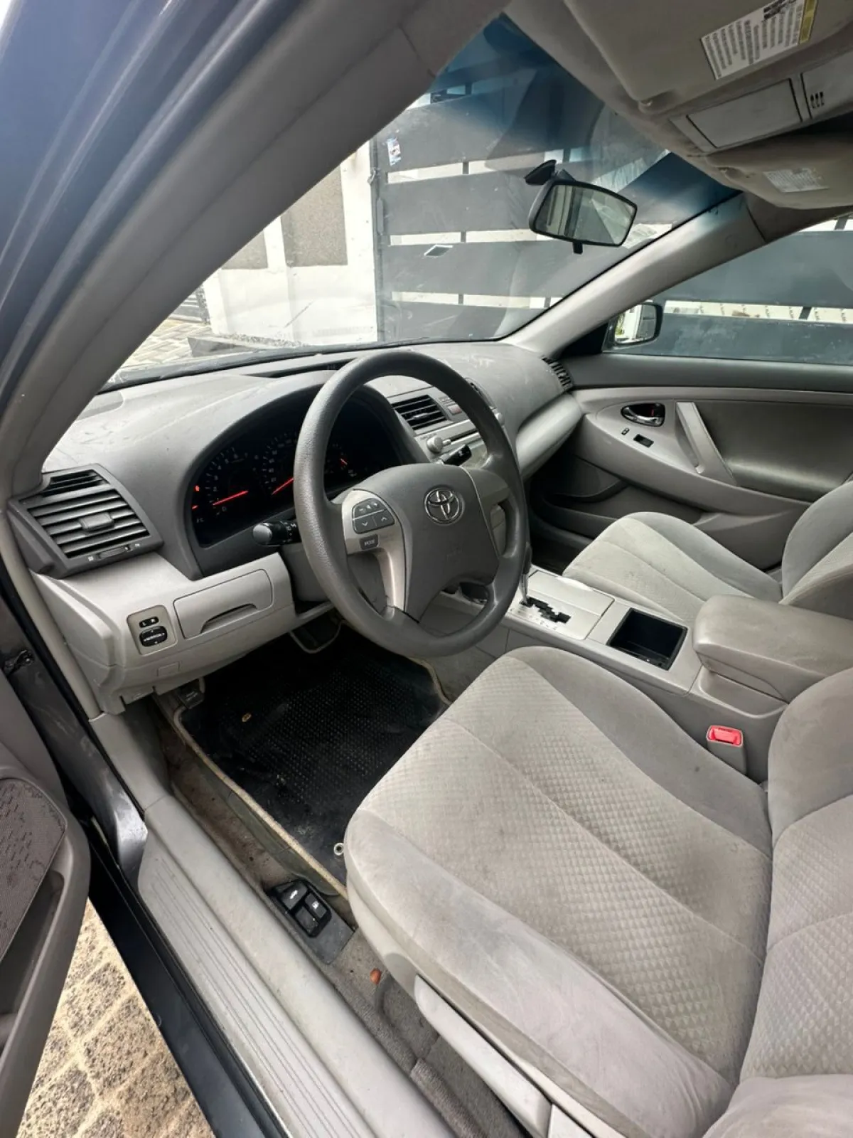 Toyota Camry 2008 LE - Image 2