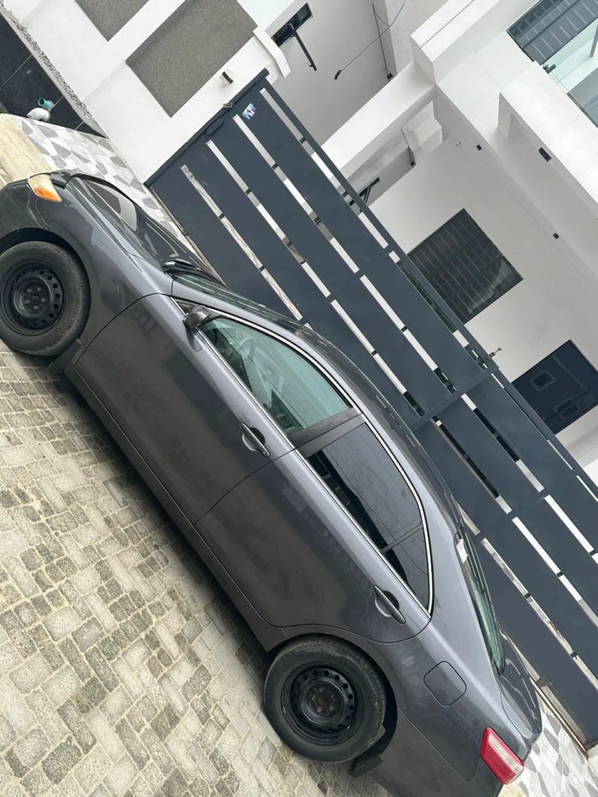 Toyota Camry 2008 LE - Image 4