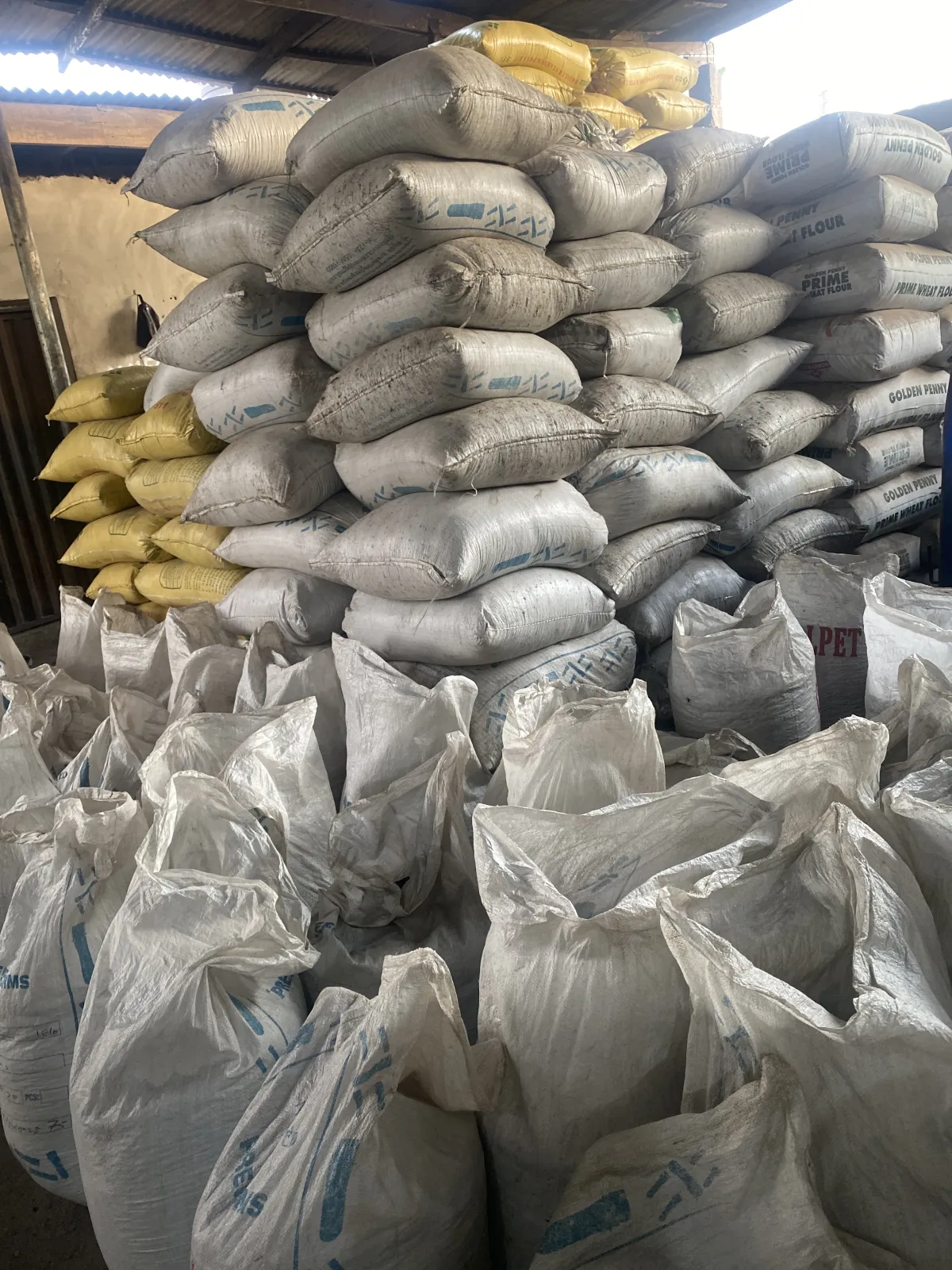 Palm kernel cake (PKC) is available in tons - Image 3