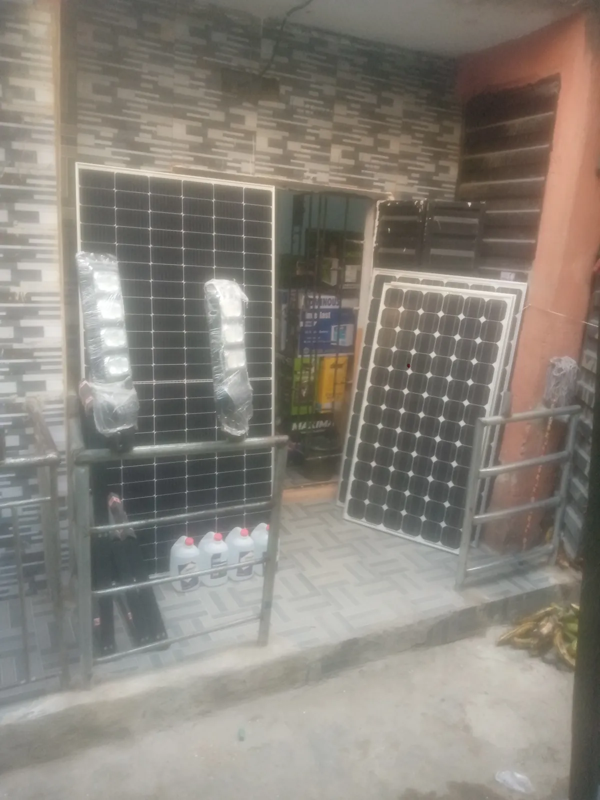 300watts solar panels - Image 3