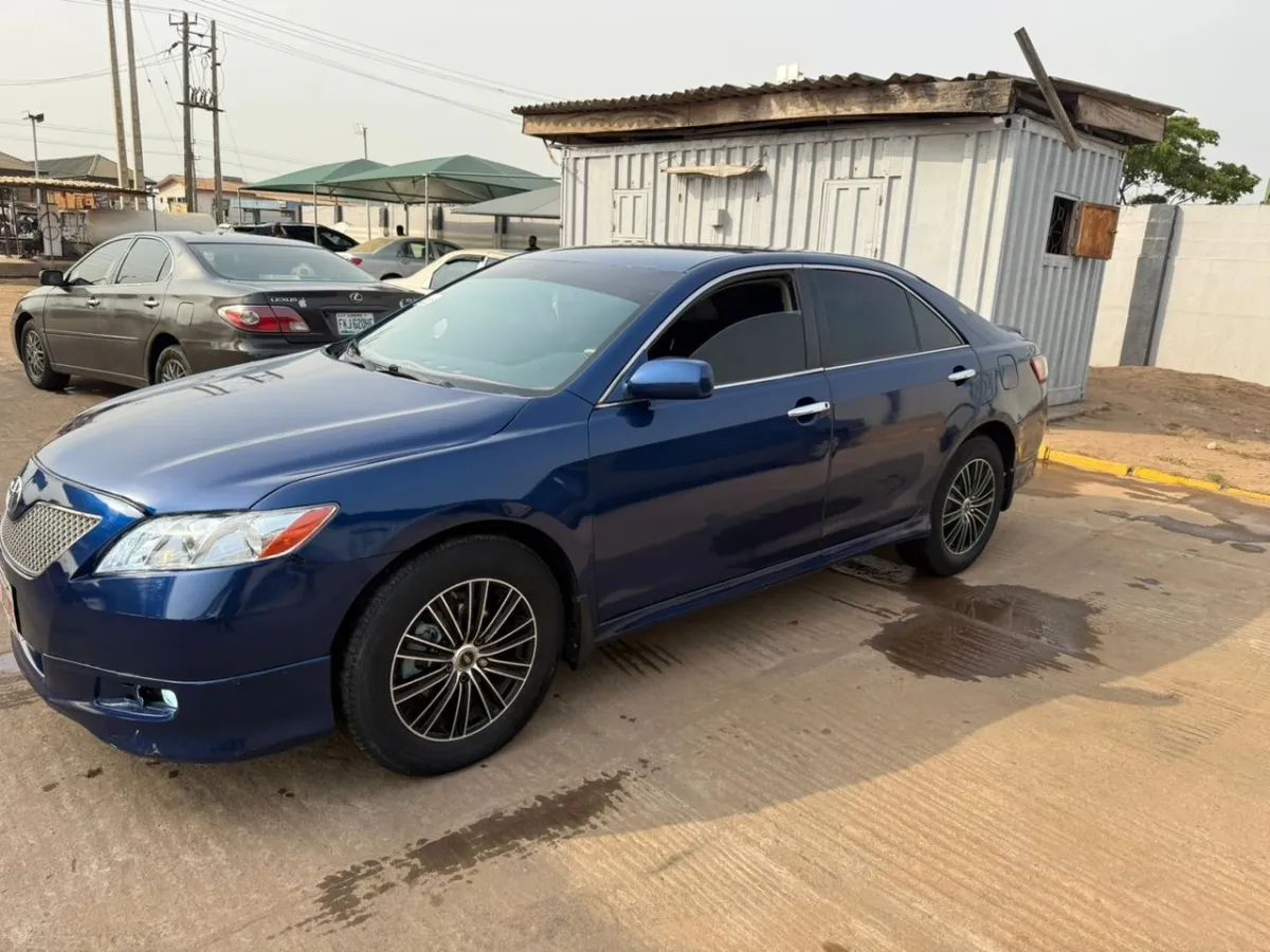 Toyota muscle Camry - Image 3