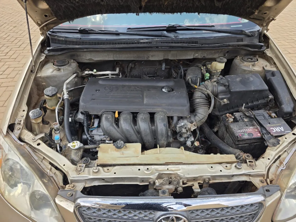 2011 Toyota Camry - Image 6