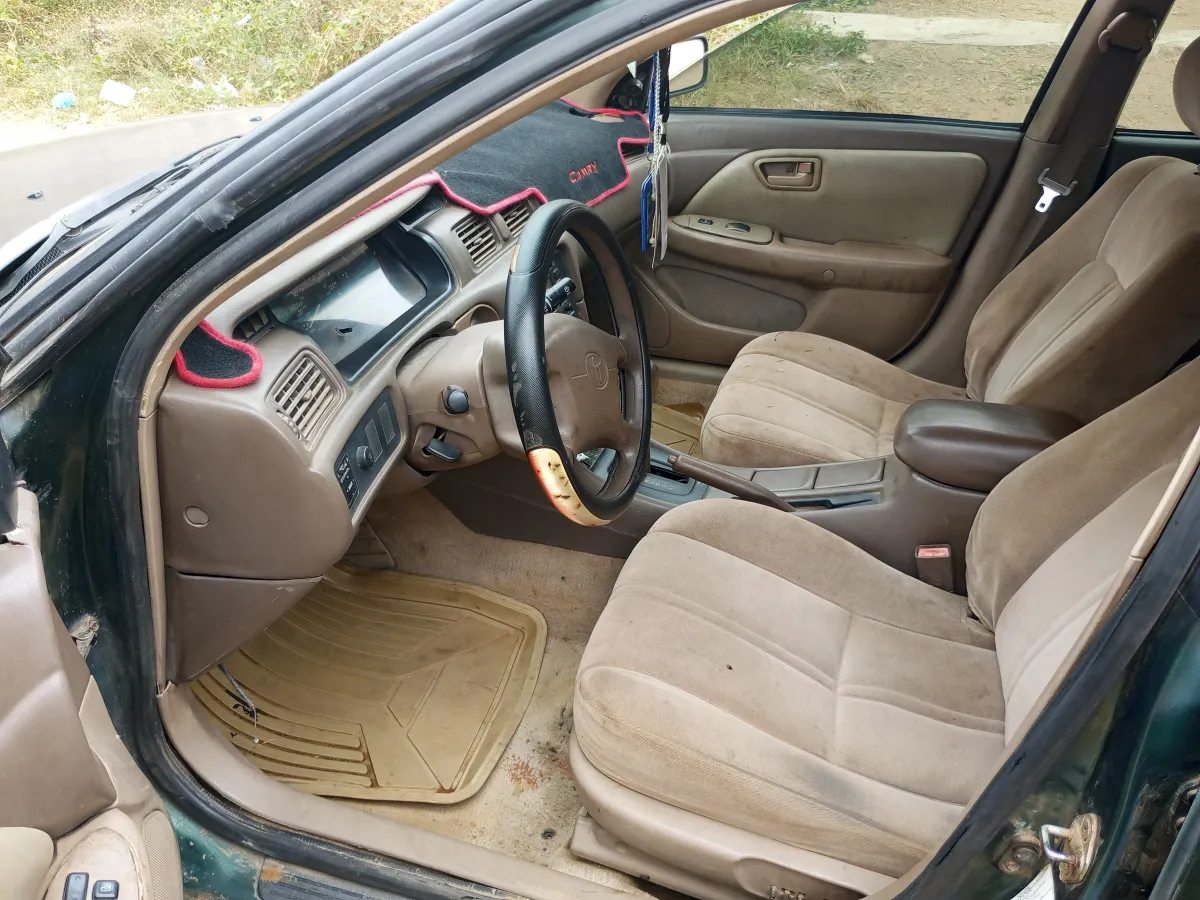 TOYOTA CAMRY TINY LIGHT - Image 6