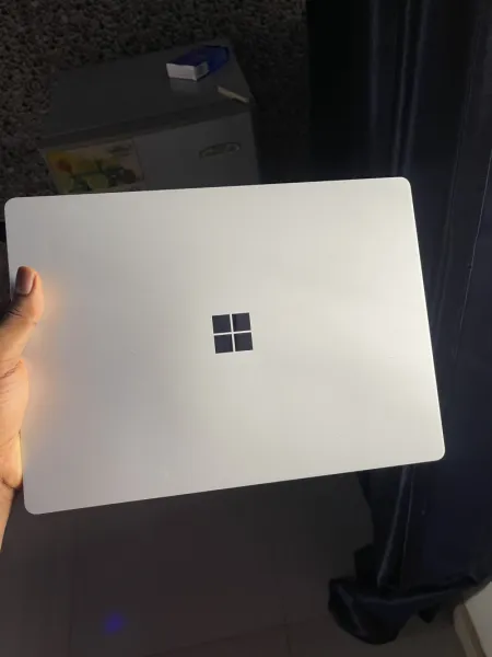 Laptop Microsoft Surface 2 8GB Intel Core i5 SSD 140GB