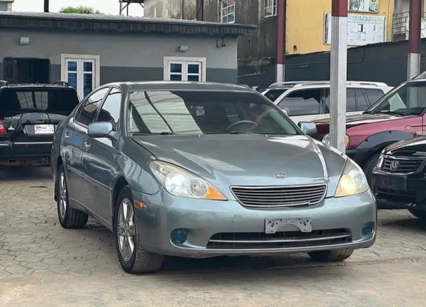 Lexus Es 330 for sale at affordable price