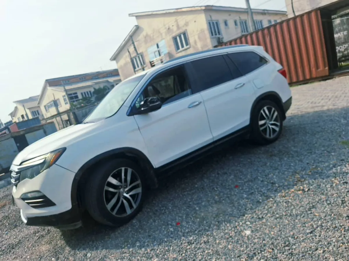 Honda Pilot 2016 - Image 1