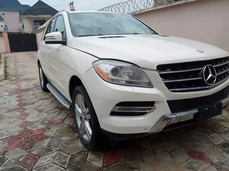 2013 Mercedes Benz ML350 4matic SUV For Sale
