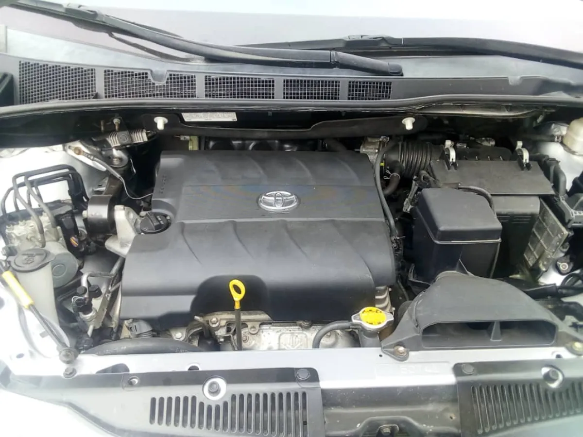 2012 Toyota Sienna For Sale - Image 2