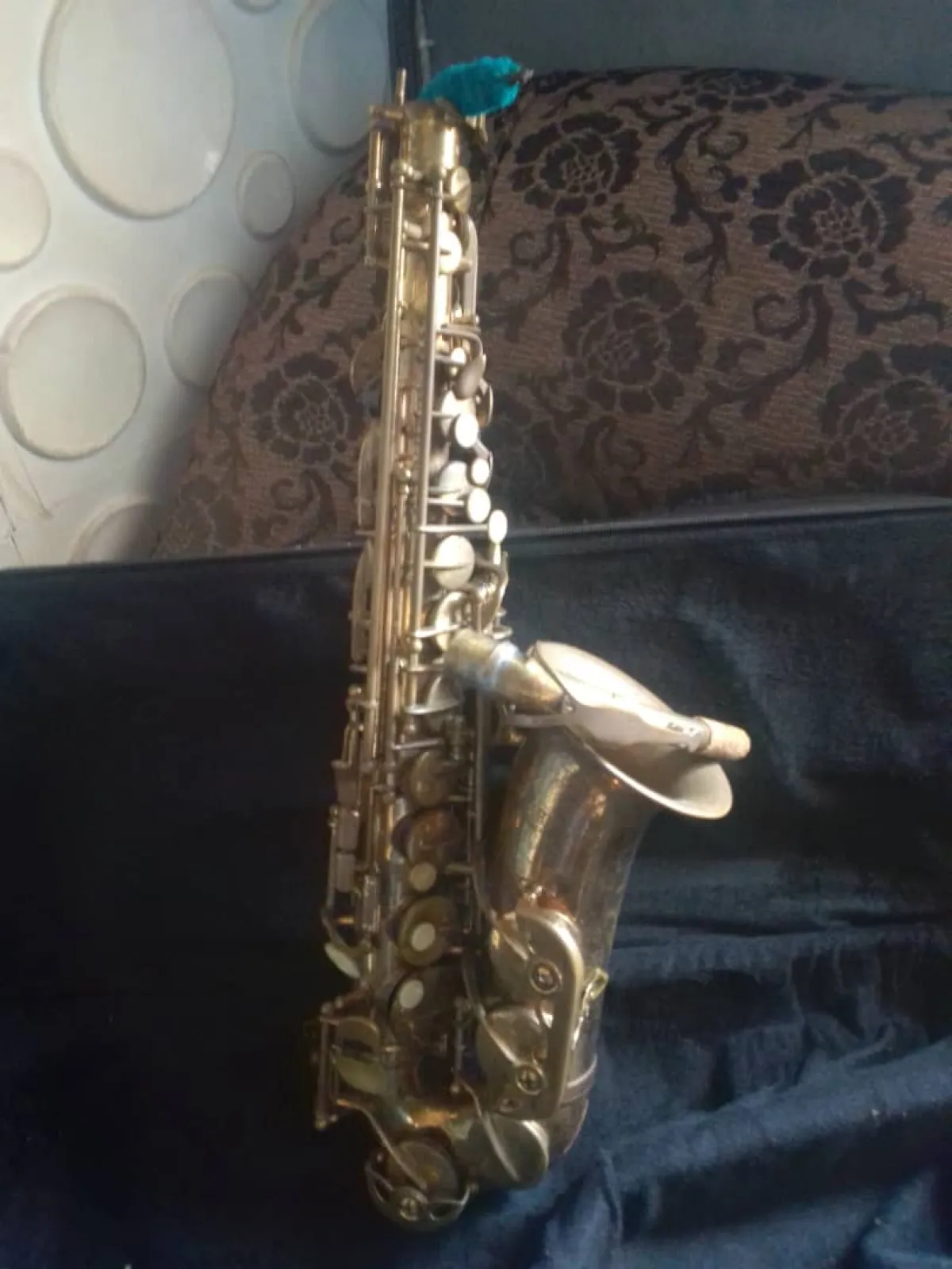 Alto saxophone - Image 1