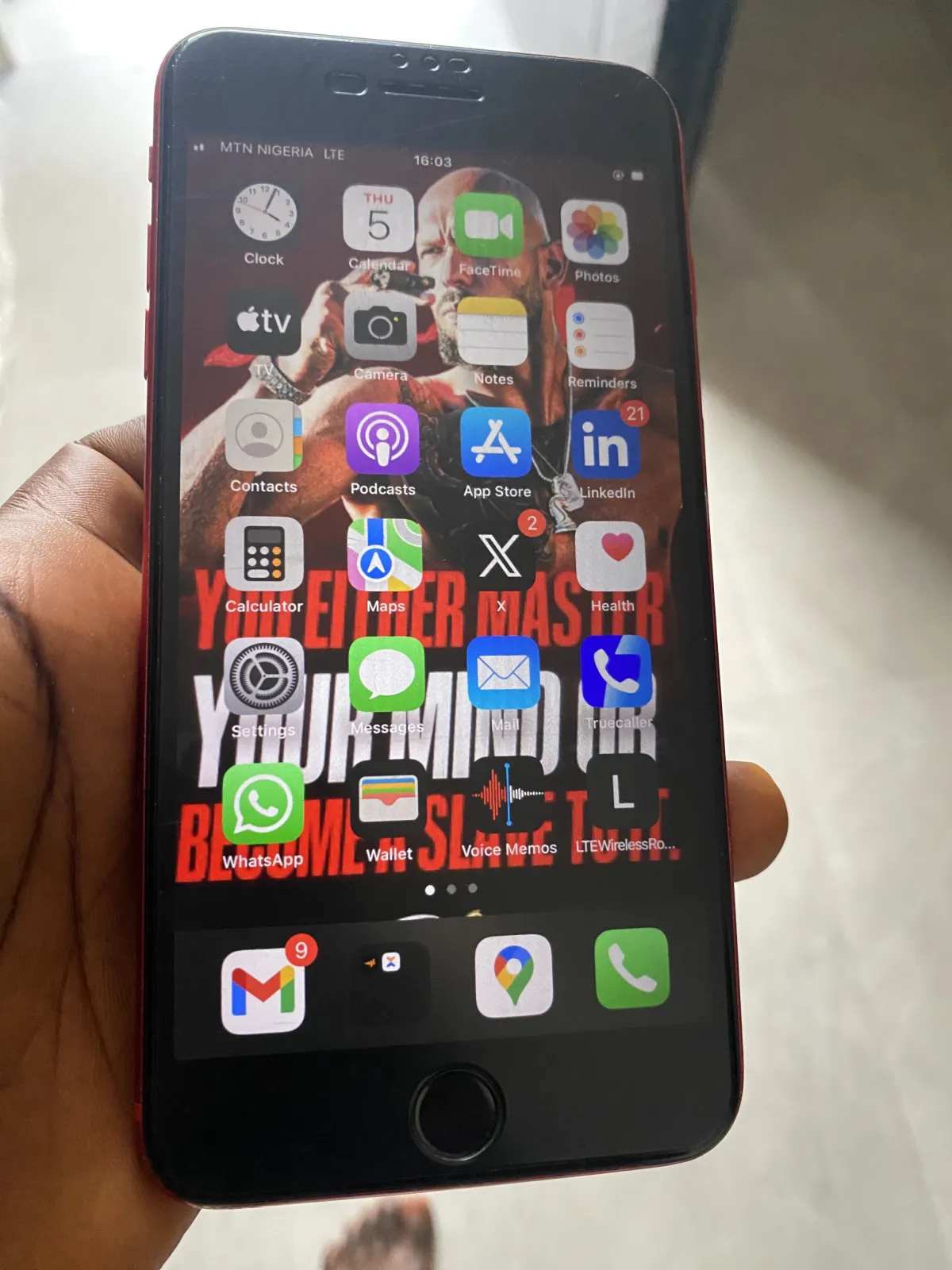 Iphone 8 plus 64gb - Image 2