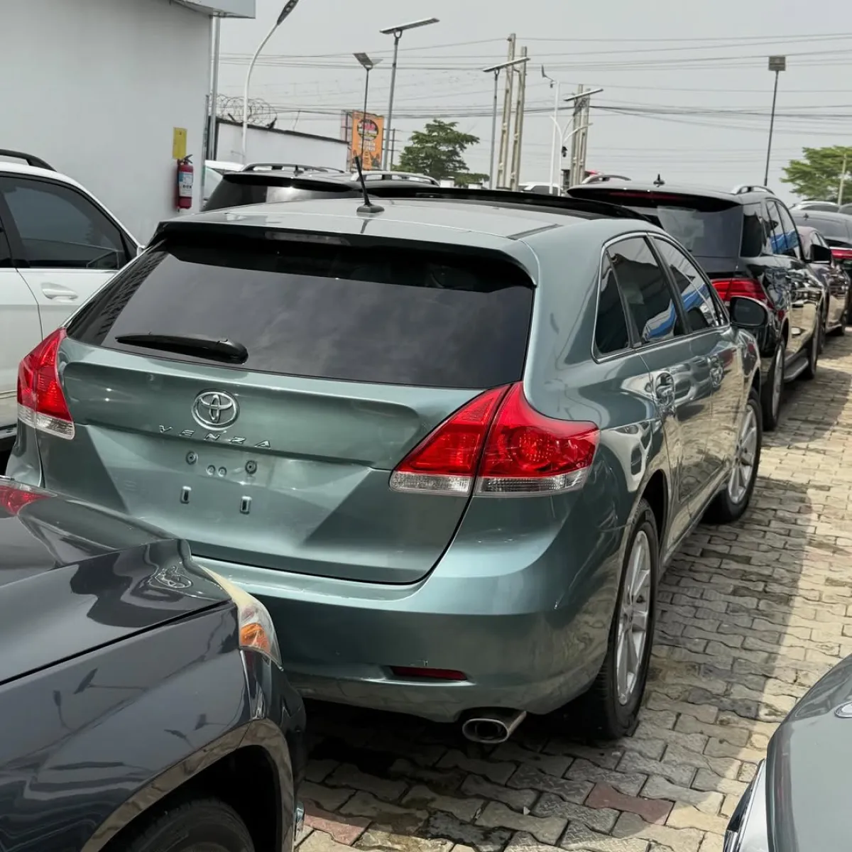 Foreign Used 2010 Toyota Venza For sale - Image 3