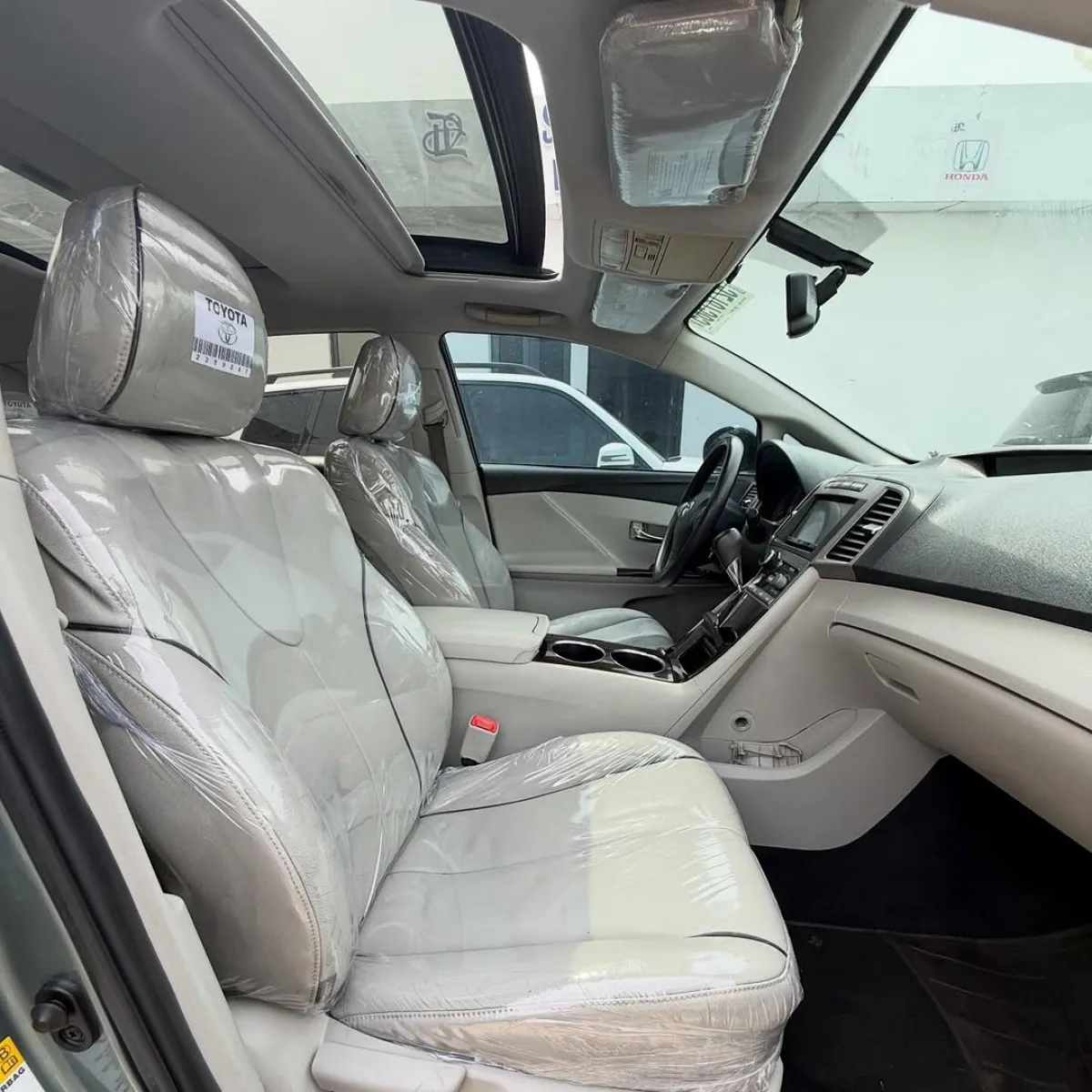 Foreign Used 2010 Toyota Venza For sale - Image 5