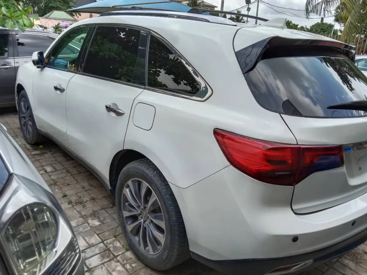 2015 Acura MDX White - Image 1