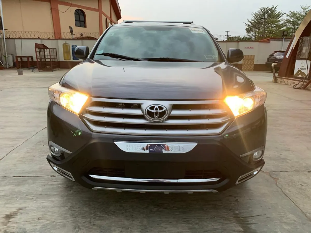 Toyota Highlander 2013 Limited Edition Full Option - Image 1