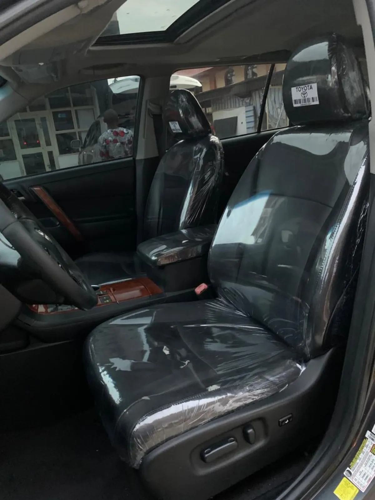 Toyota Highlander 2013 Limited Edition Full Option - Image 6