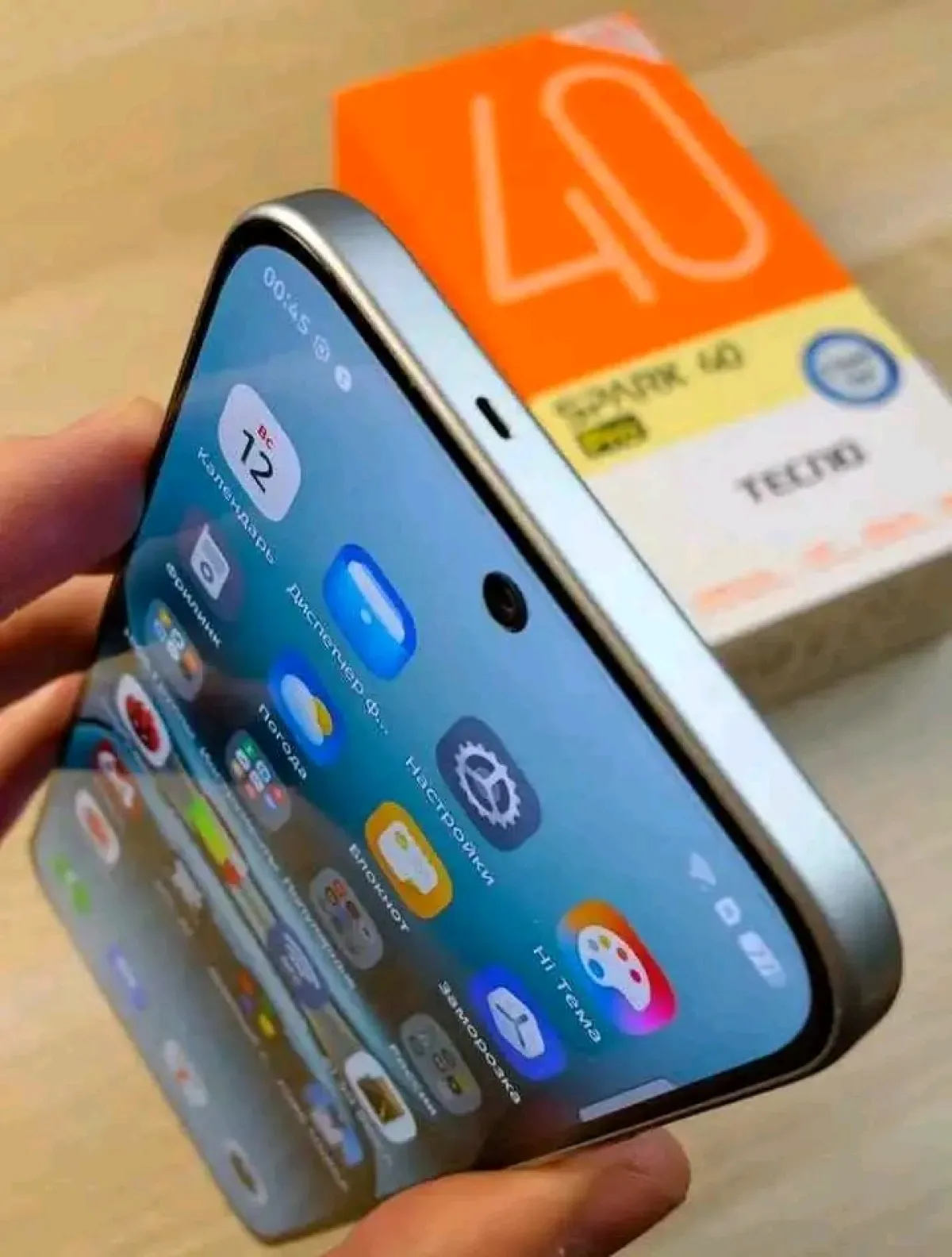 Tecno spark 40pro is available for sale - Image 2