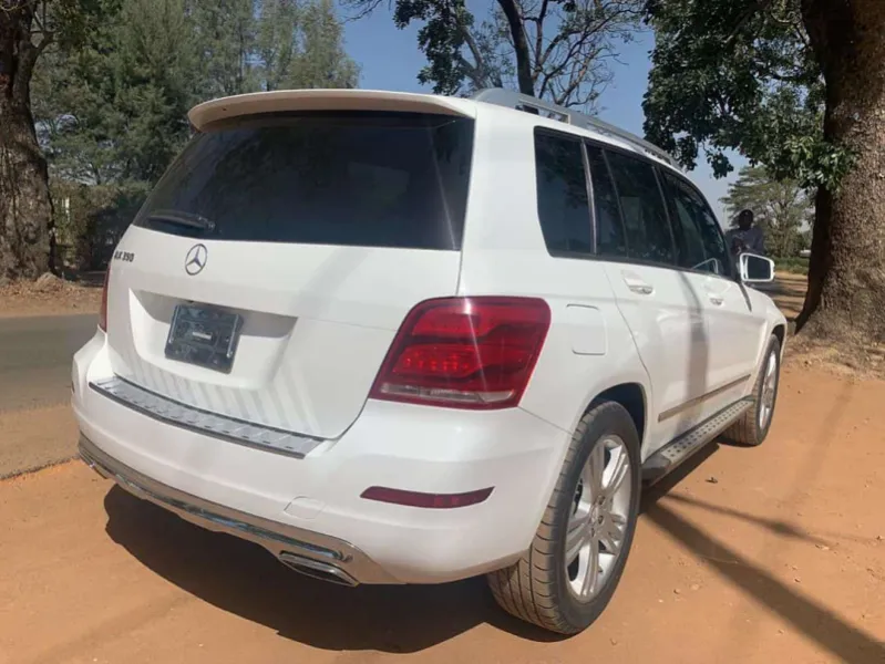 Clean 2013 Tokunbo Mercedes Benz Glk 350