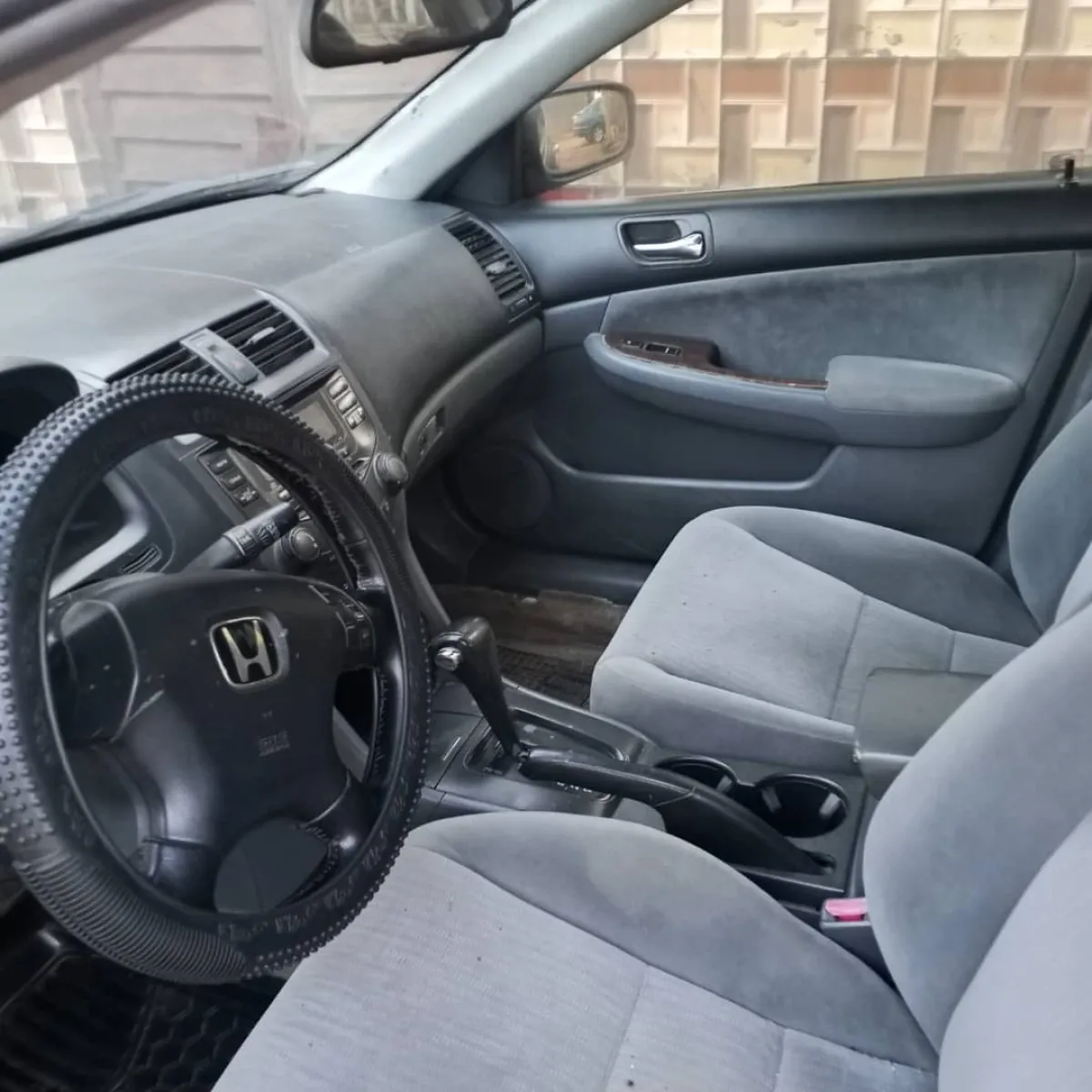 Honda Accord 2005 Model Available for sale in hood and perfect condition - Image 4