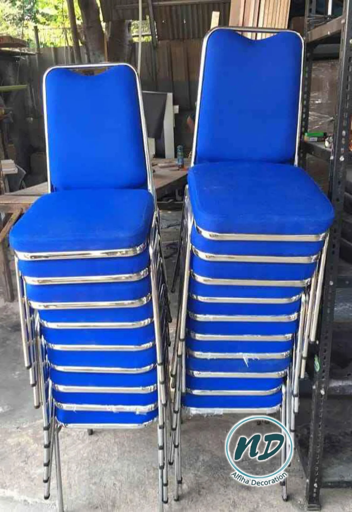 Banquet chairs - Image 2