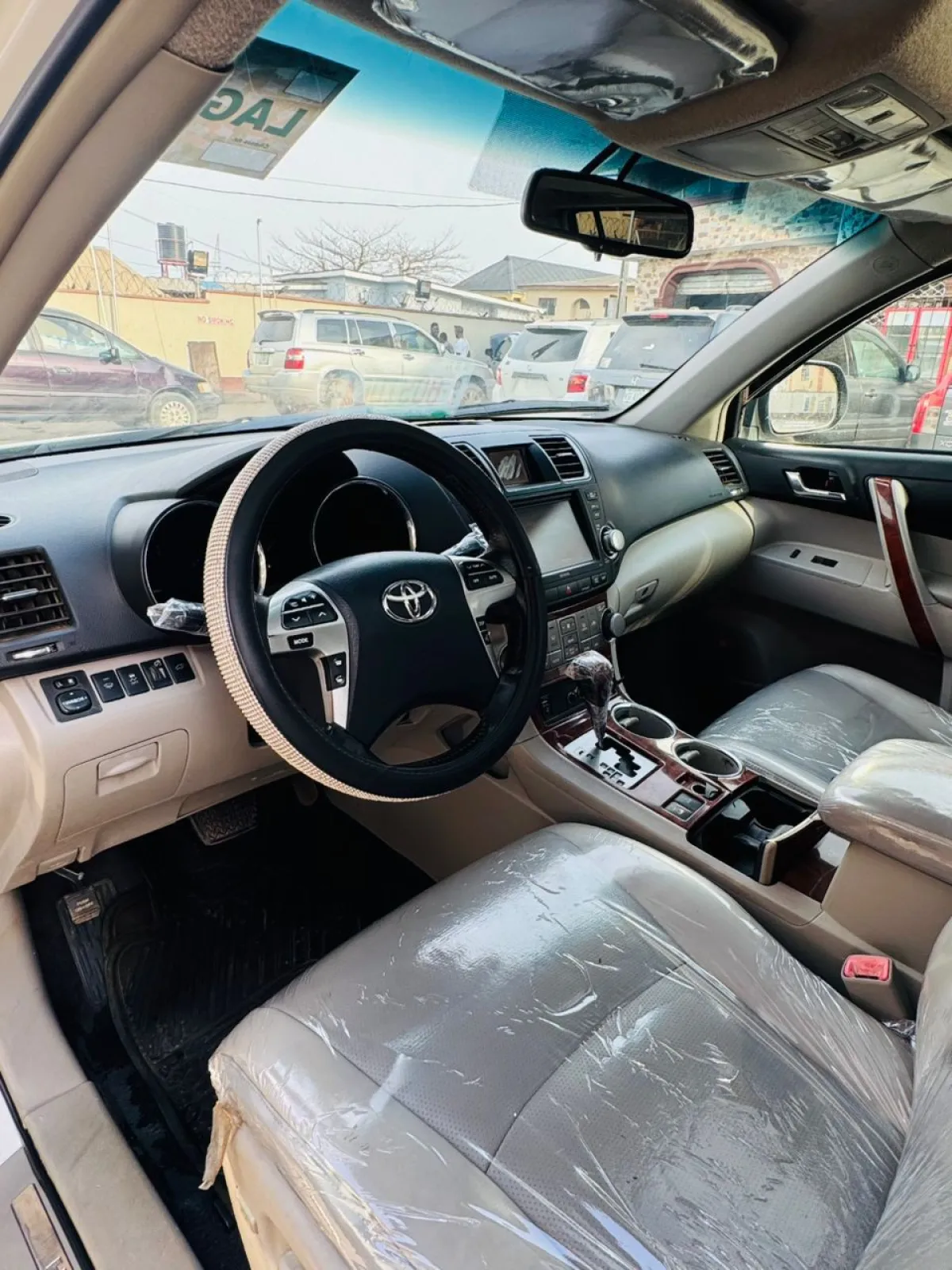 Toyota Highlander 2012 Limited Edition - Image 5