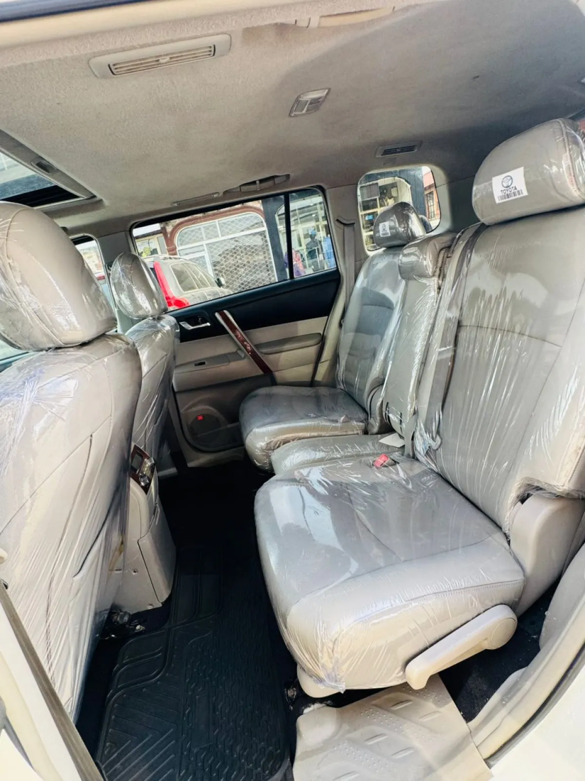 Toyota Highlander 2012 Limited Edition - Image 7