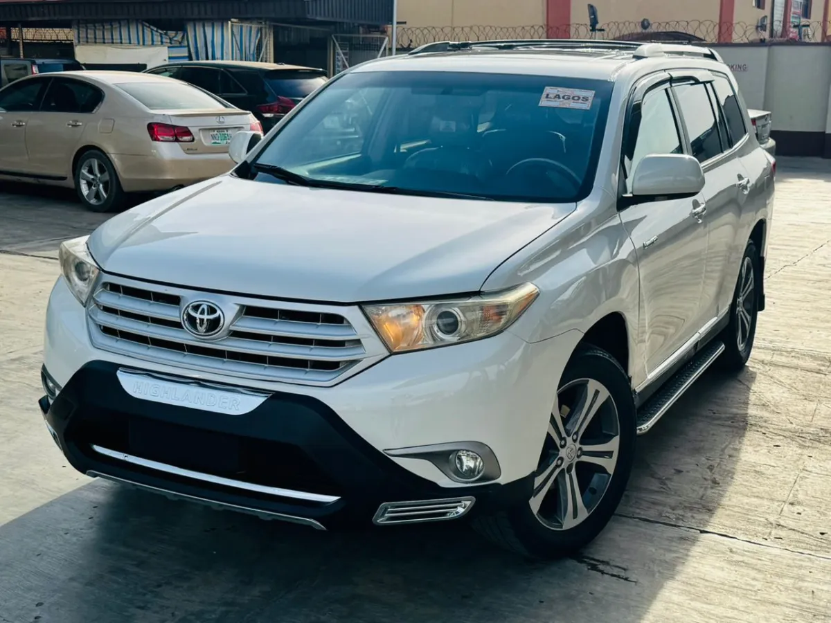 Toyota Highlander 2012 Limited Edition - Image 8