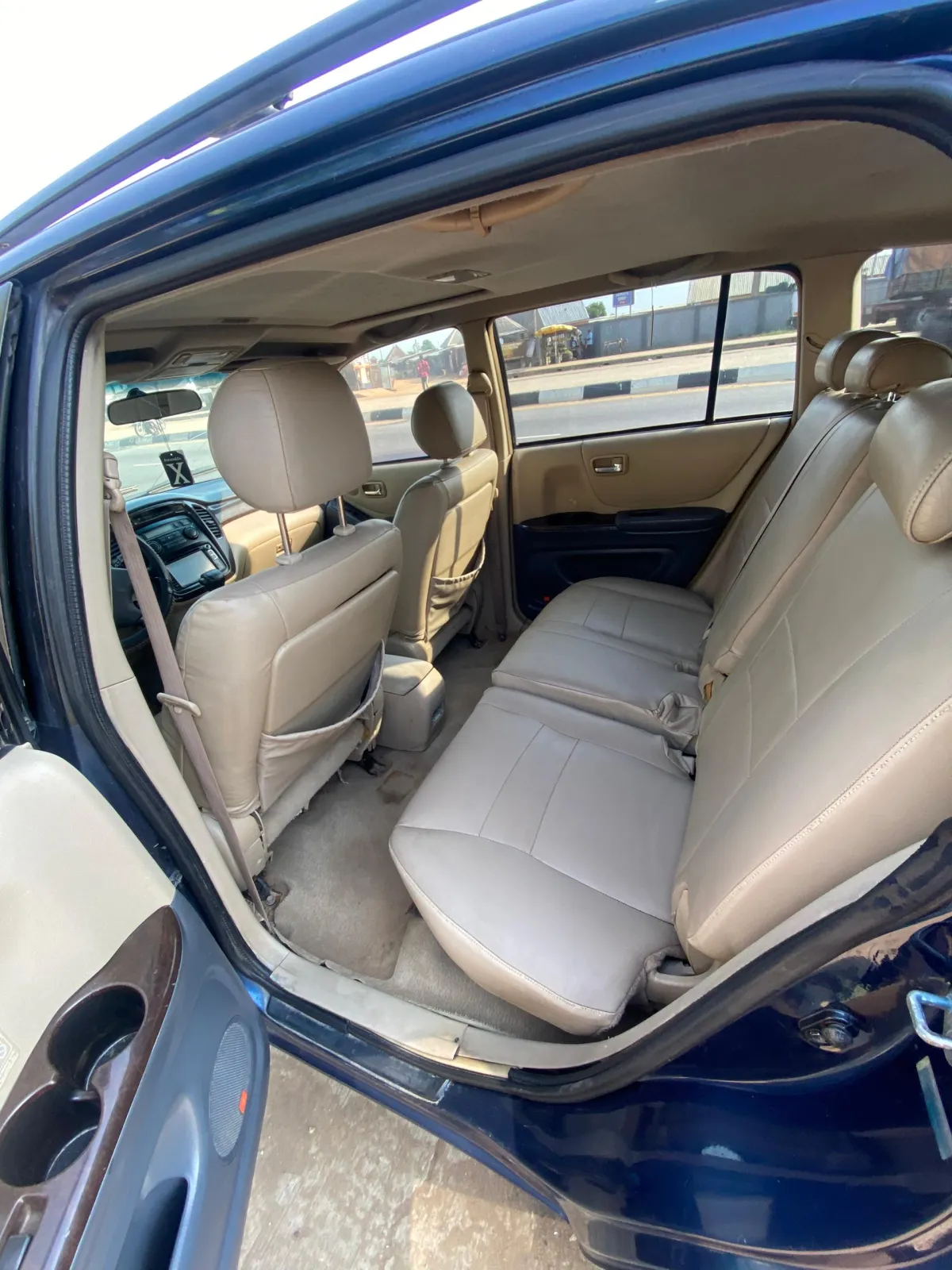 Toyota Highlander 2004 model - Image 7