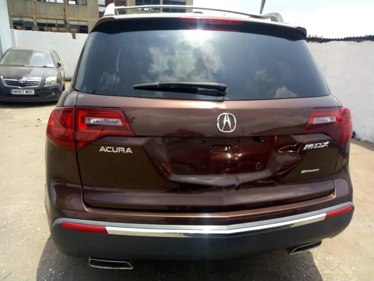 A Tokunbo 2010 Acura MDX - Image 2