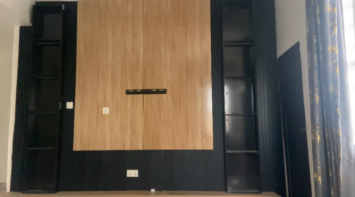 Luxurious Tv console - Image 1