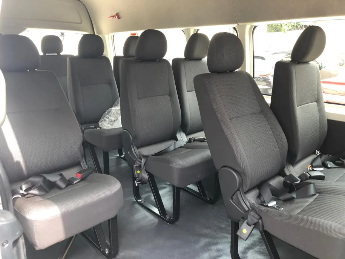 Sharp Tokunbo Toyota Hiace Bus - Image 4