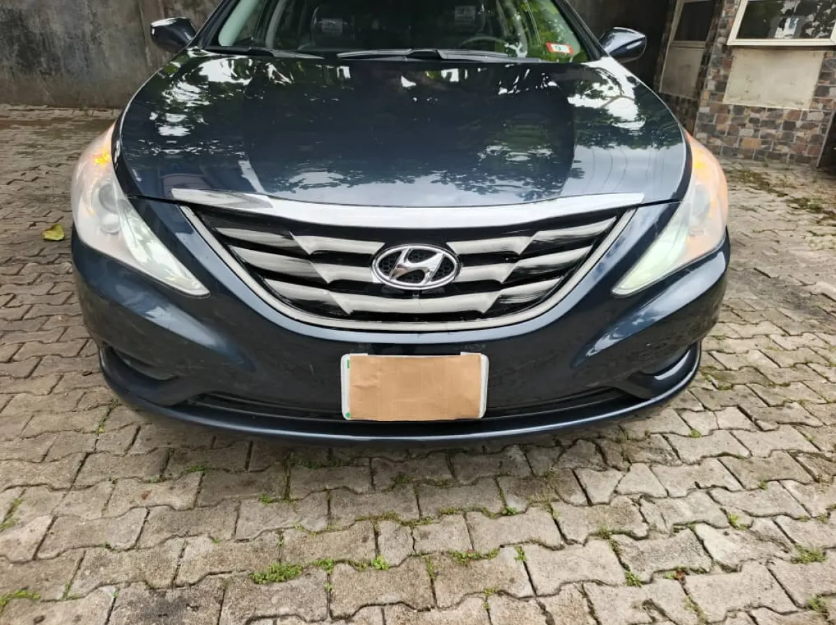 Hyundai Sonata 2013 - Image 1