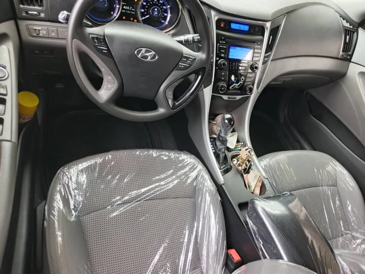 Hyundai Sonata 2013 - Image 4